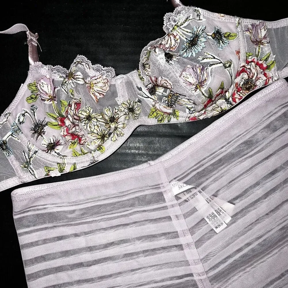 Victoria's Secret 34B,34DD BRA SET S,M high-waist Lilac Pink floral applique - Picture 2 of 5